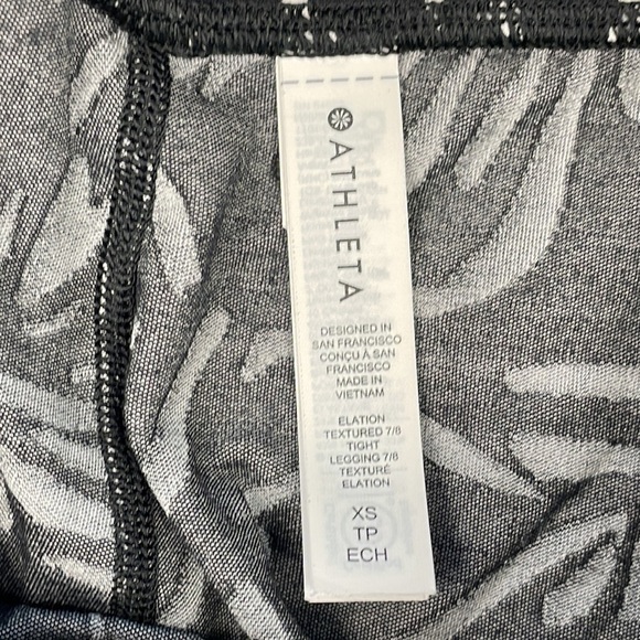 Athleta Elation Textured 7/8 Tight Leggings Black White Abstract Swirl Sz XS - Picture 11 of 14